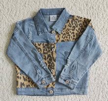 Load image into Gallery viewer, Leopard Denim jacket
